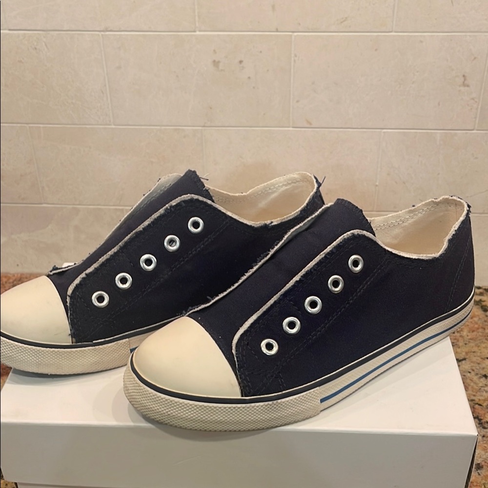 Mini Boden Navy Canvas Kids Shoes